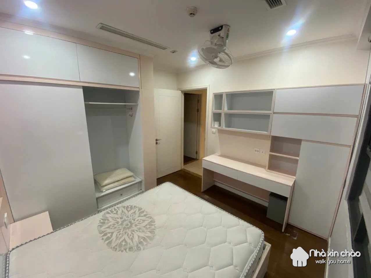 Cho thuê căn hộ 3PN Vinhomes D'Capitale – Giá 30 Tr/th – Mã NXC35884 - Hình 4