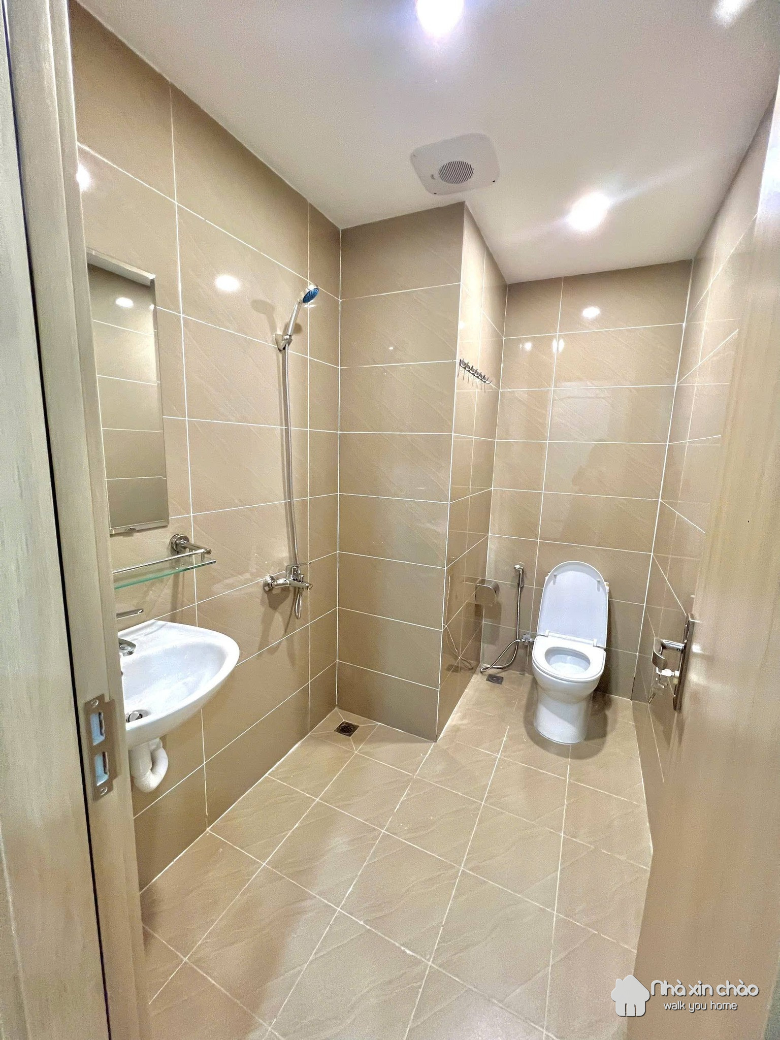 Bán căn hộ 1PN Vinhomes D'Capitale – Giá 3.4 Tỷ – Mã NXC15550 - Hình 2