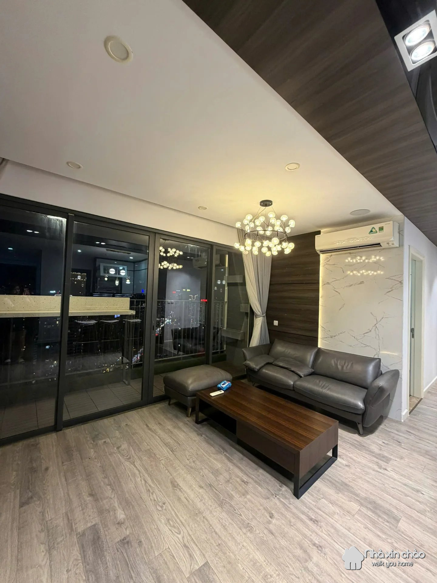 Cho thuê căn hộ 3PN Vinhomes D'Capitale – Giá 31 Tr/th – Mã NXC63982