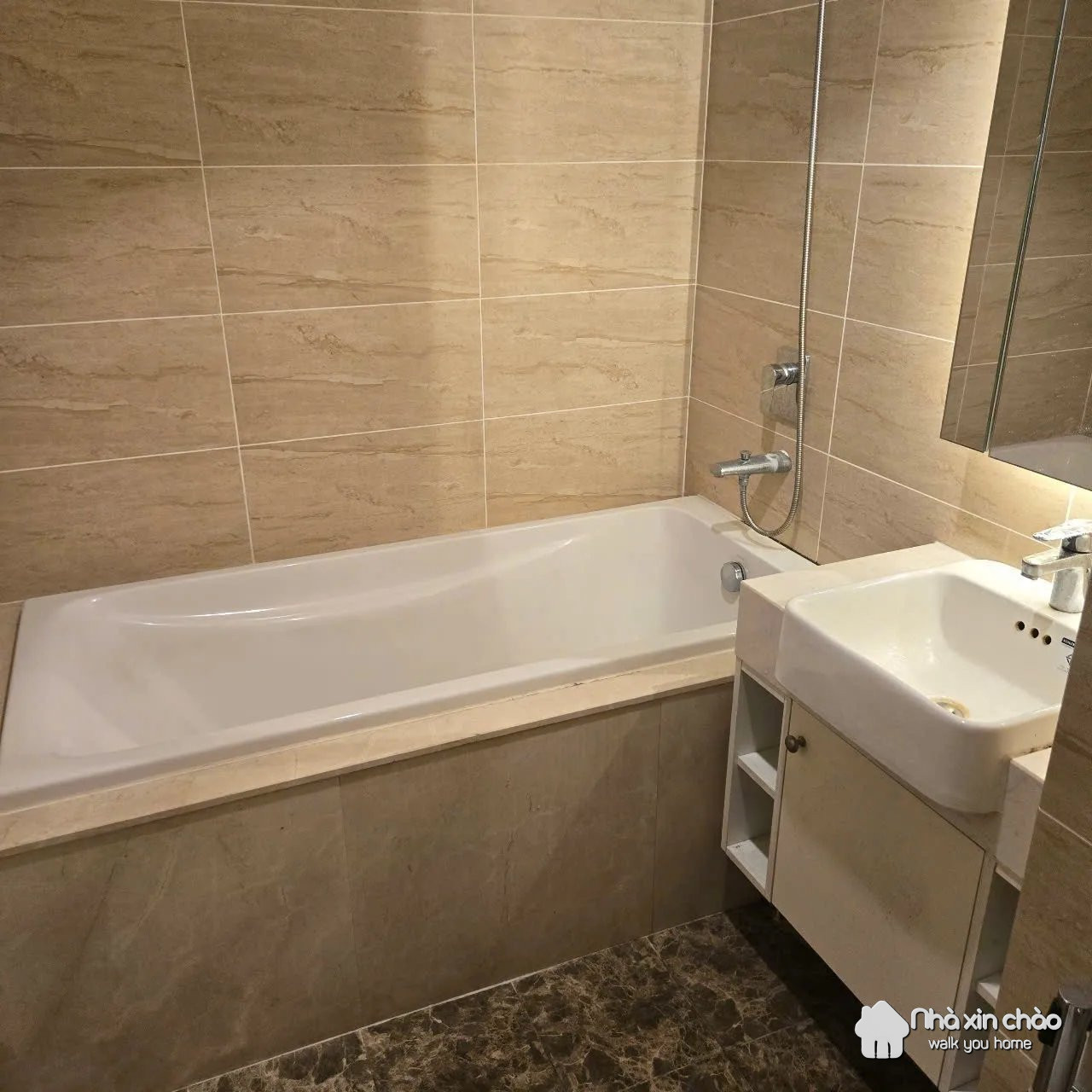 Cho thuê căn hộ 2PN Vinhomes D'Capitale – Giá 21 Tr/th – Mã NXC31679 - Hình 4