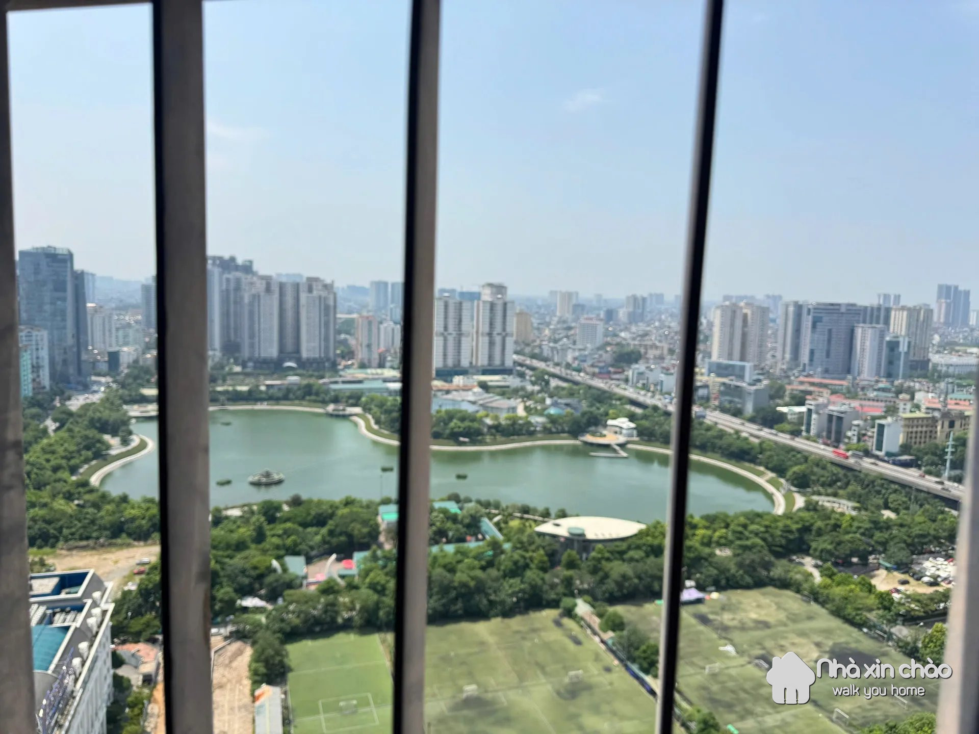 Cho thuê căn hộ 3PN Vinhomes D'Capitale – Giá 35 Tr/th – Mã NXC37722 - Hình 2