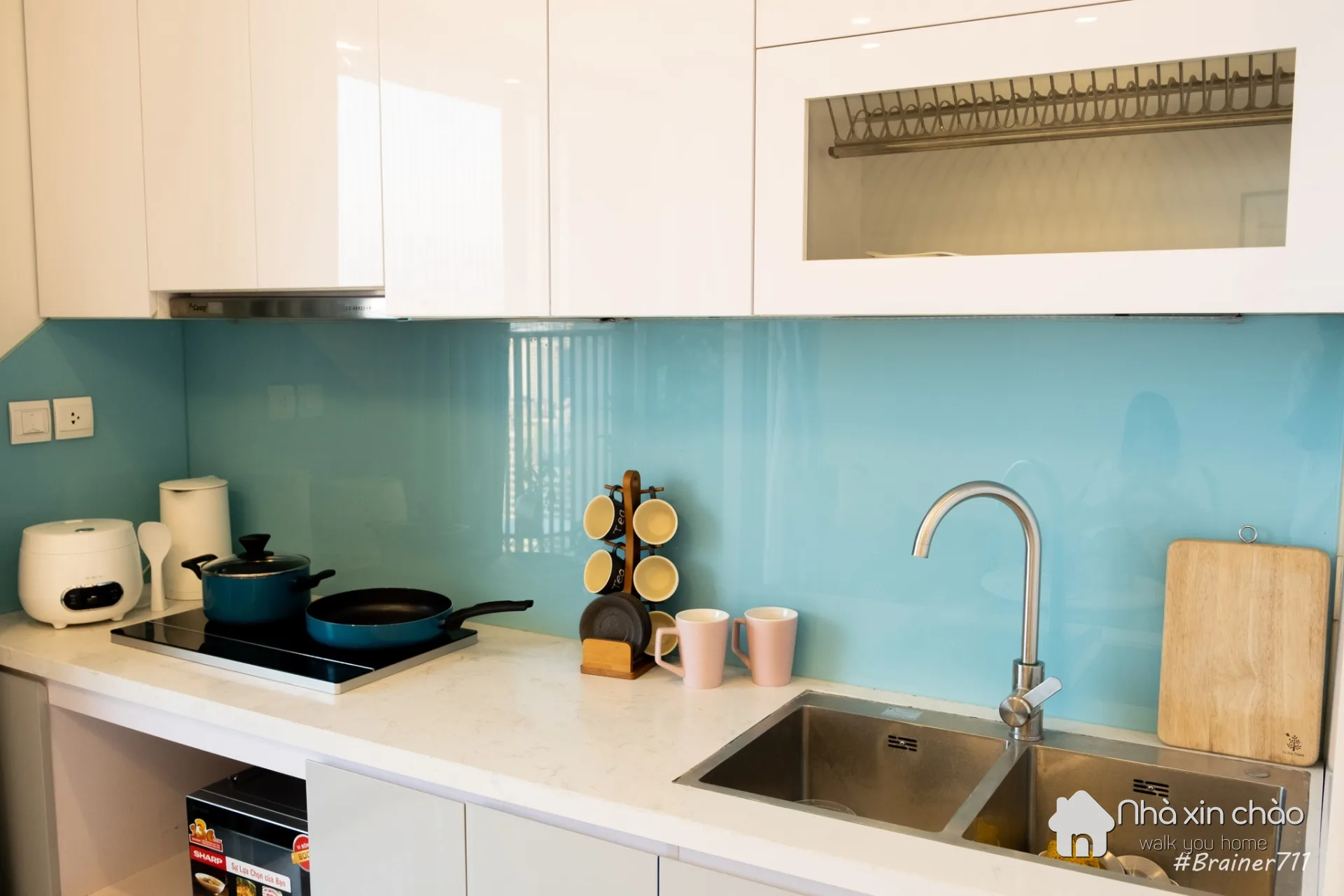 Studio view hồ tầng cao – full nội thất – d’capitale c2 - Hình 3