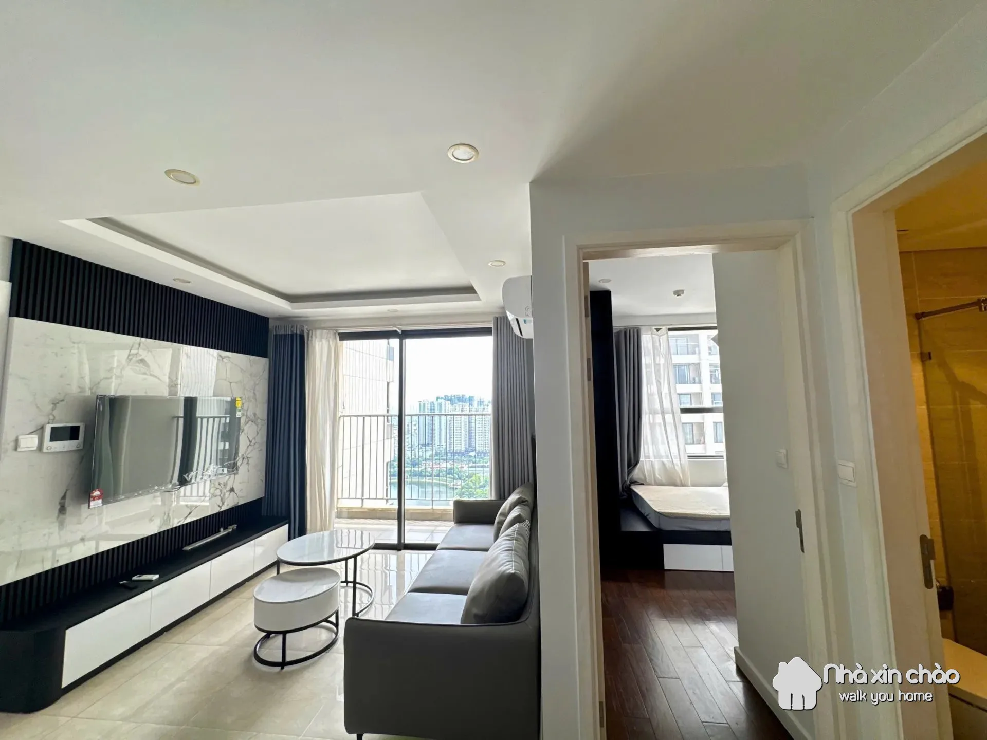 Bán căn 2 ngủ 2 vệ sinh view hồ giá tốt nhất thị trường chỉ 8 tỷ.