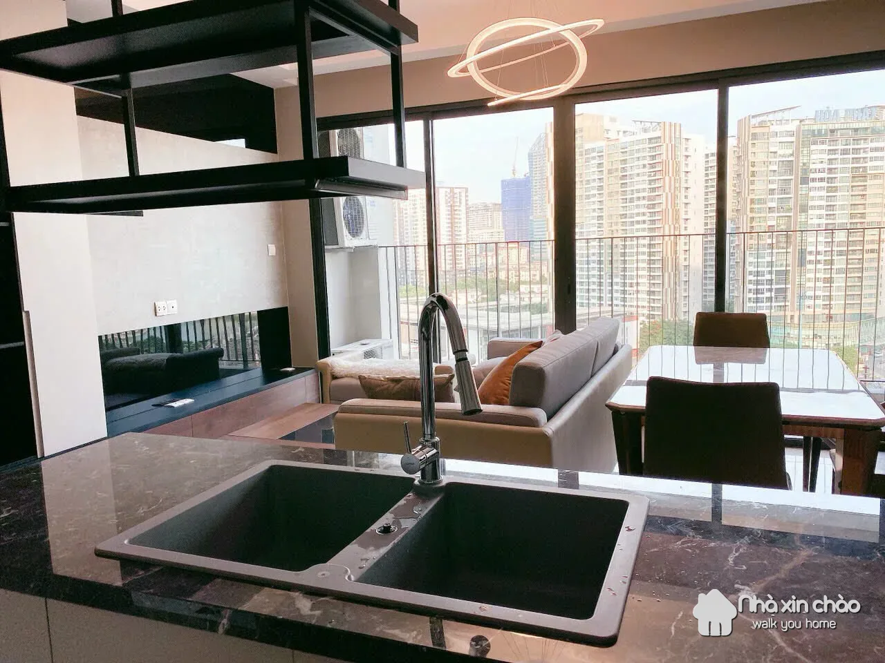 Bán căn hộ 3pn2vs full nội thất – vinhomes d’capitale