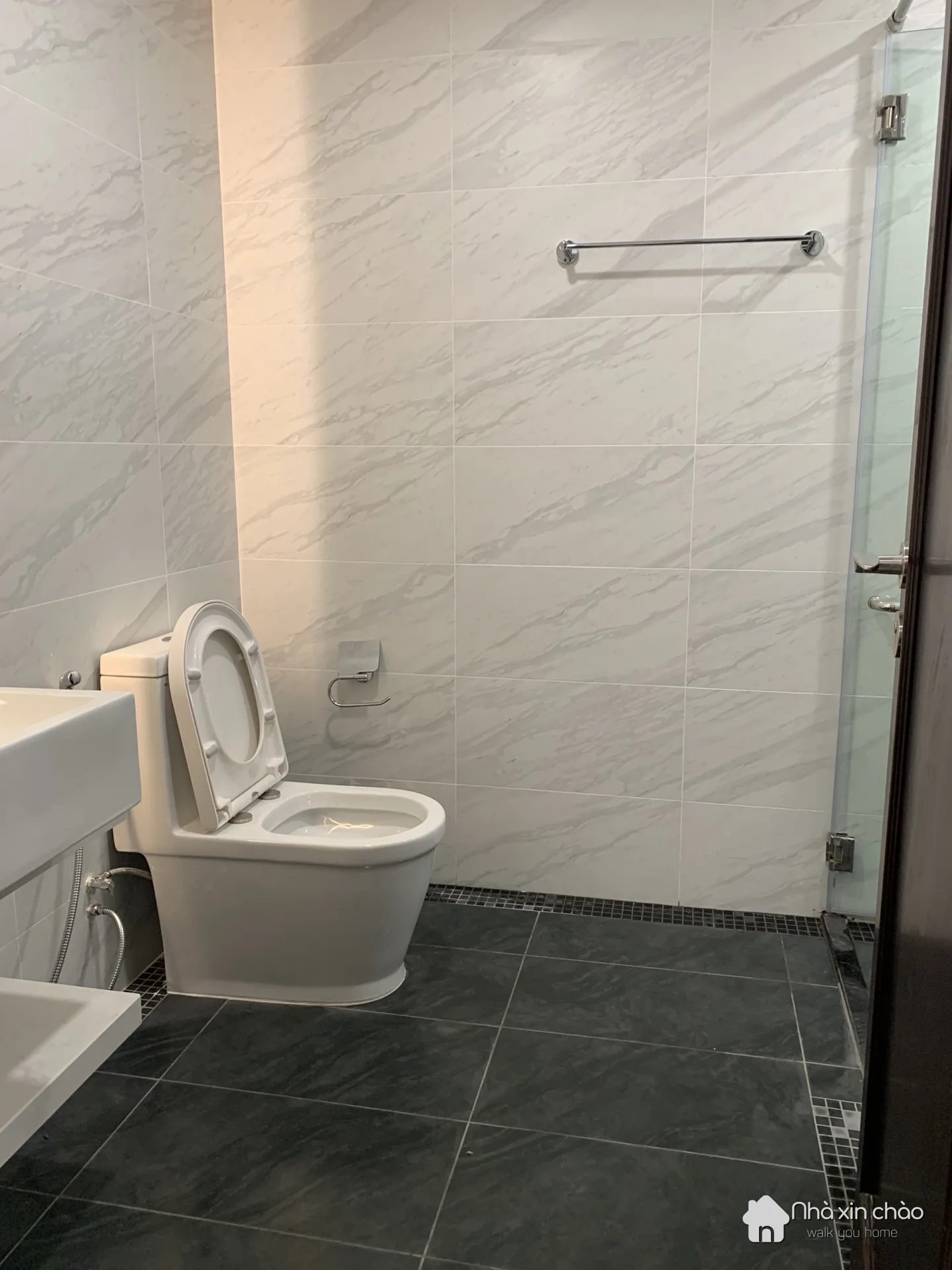 Cho thuê căn hộ 1 ngủ tại HongKong Tower -nút giao Đê La Thành, Huỳnh Thúc Kháng. Giá chỉ 14 tháng - Hình 4